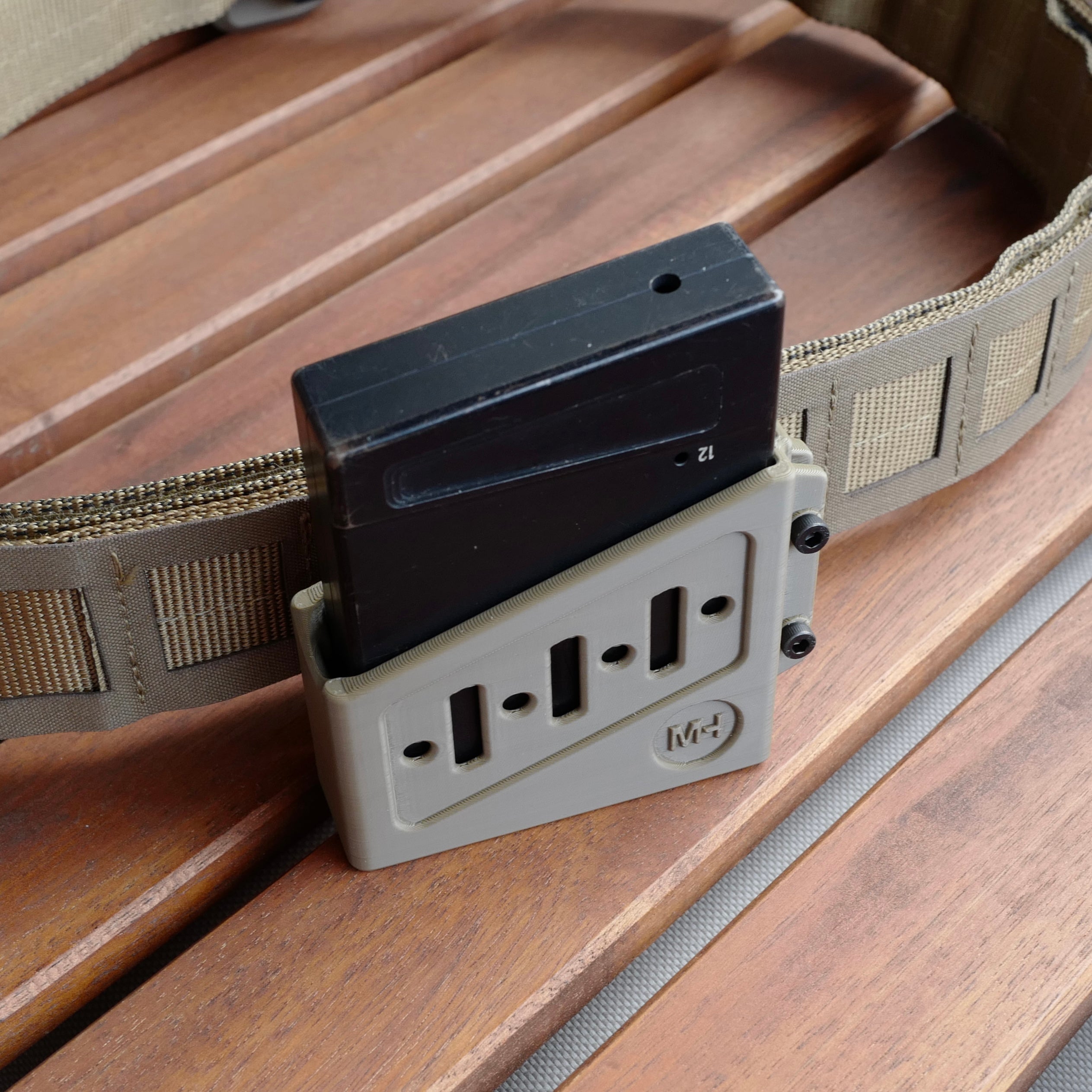 AW & AICS Mag belt holster