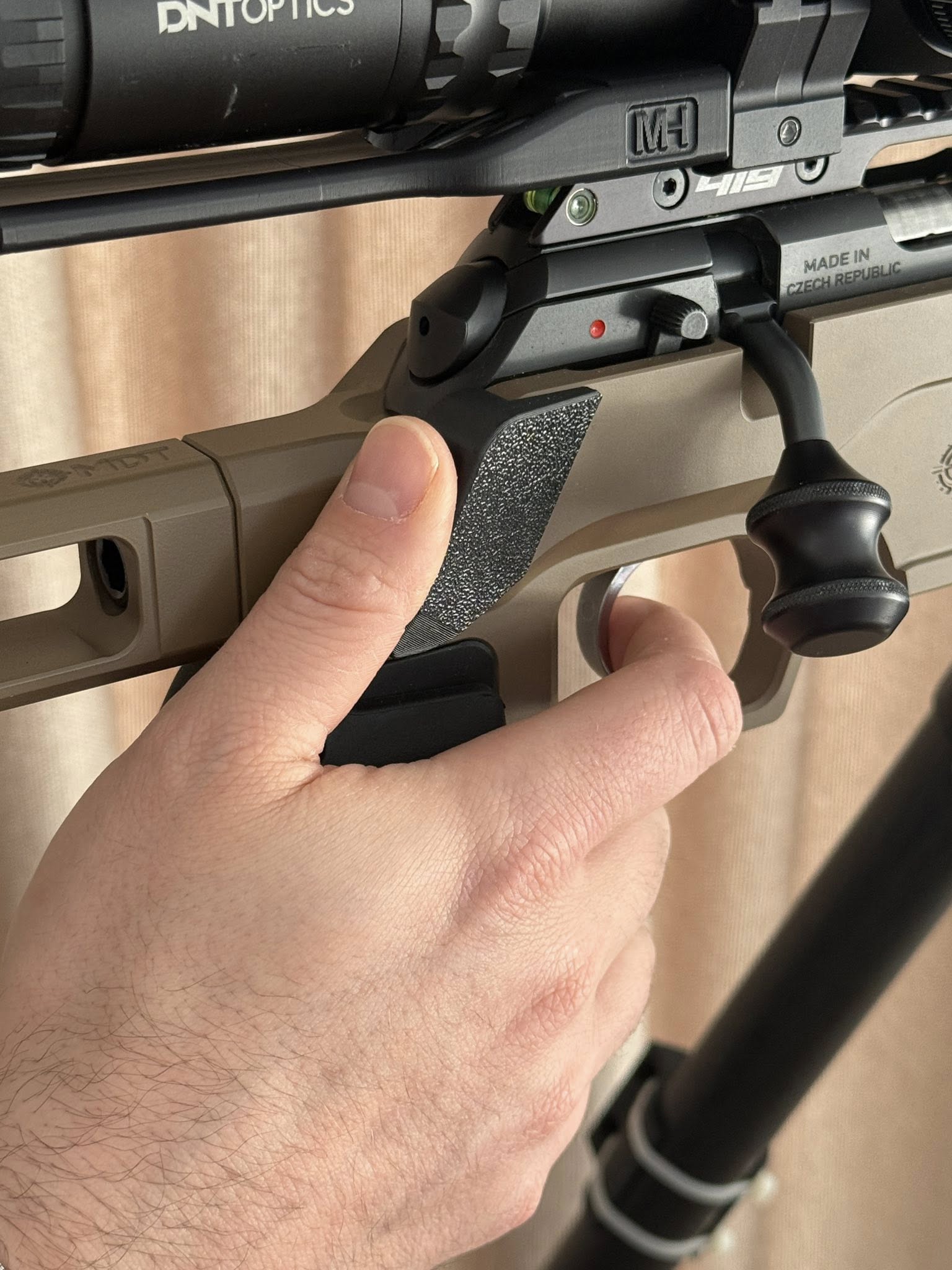 Thumb rest for MDT ACC Premier Gen 2 chassis