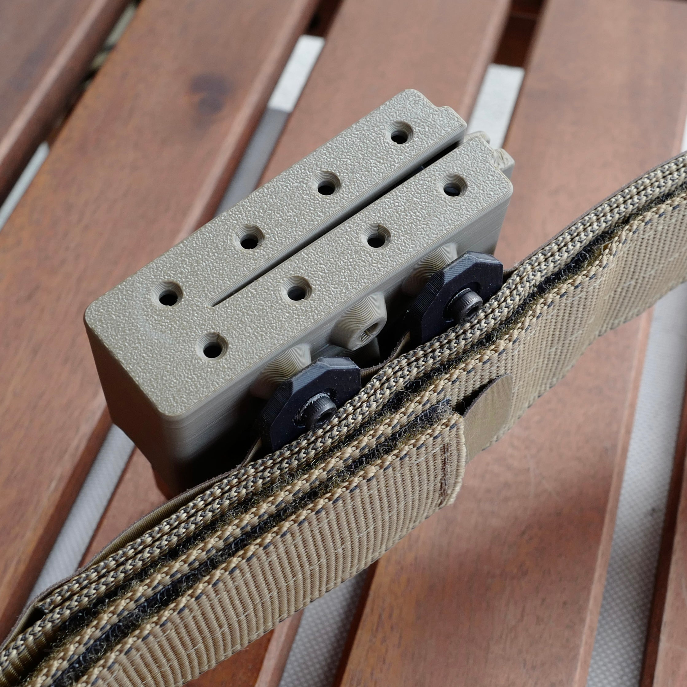 AW & AICS Mag belt holster